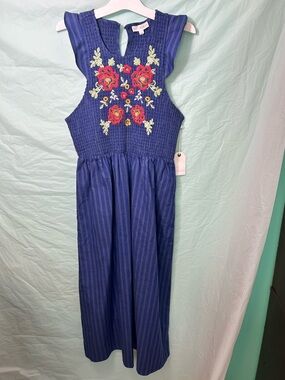Embroidered Navy Midi Dress with Floral Appliqué